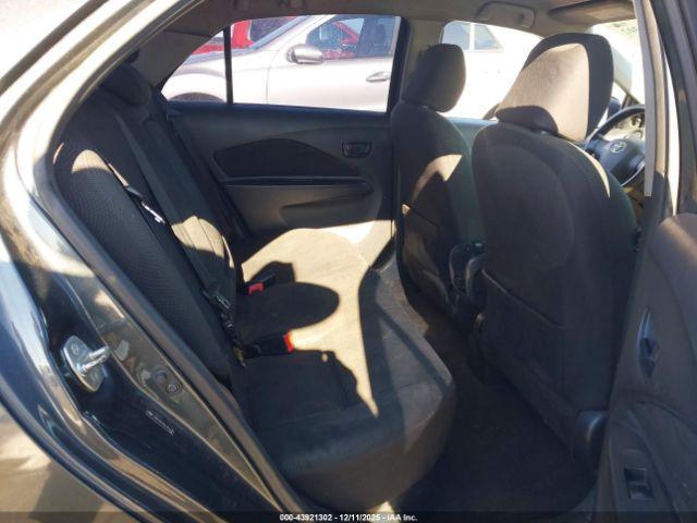 Toyota Yaris Image 4