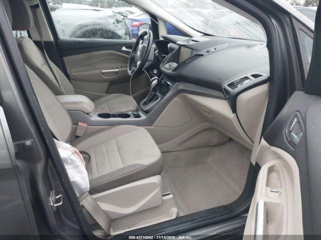 Ford C-MAX Hybrid Se Image 9