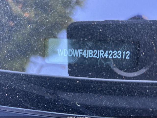 Mercedes-Benz C-Class Image 10