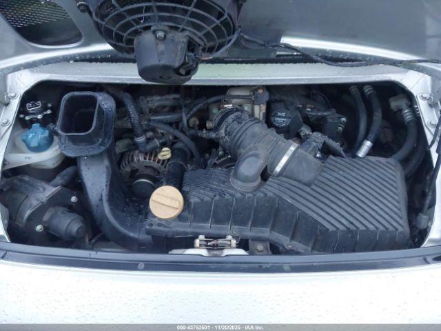 Porsche 911 Image 10