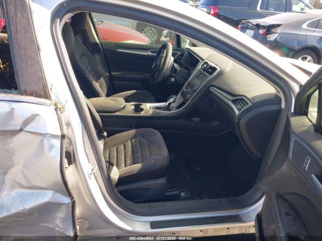 Ford Fusion Se Image 9