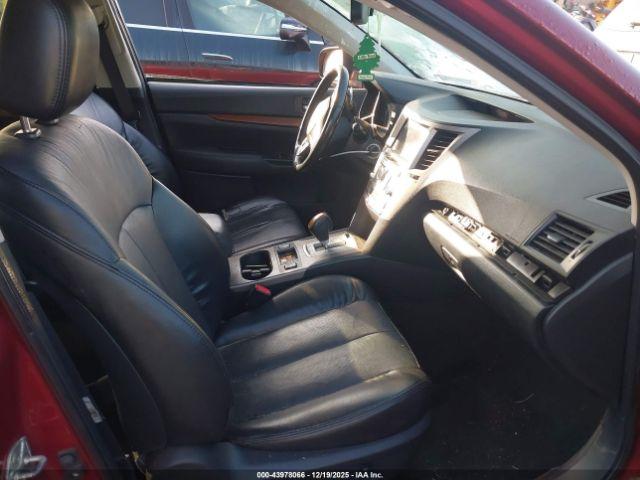 Subaru Outback 2.5i Limited Image 4