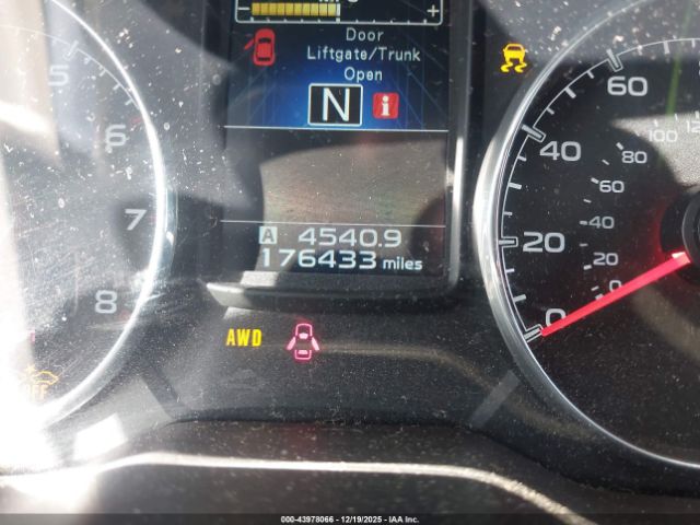 Subaru Outback 2.5i Limited Image 5