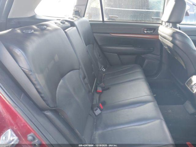 Subaru Outback 2.5i Limited Image 6