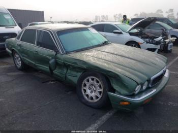  Salvage Jaguar Xj8