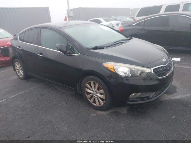  Salvage Kia Forte