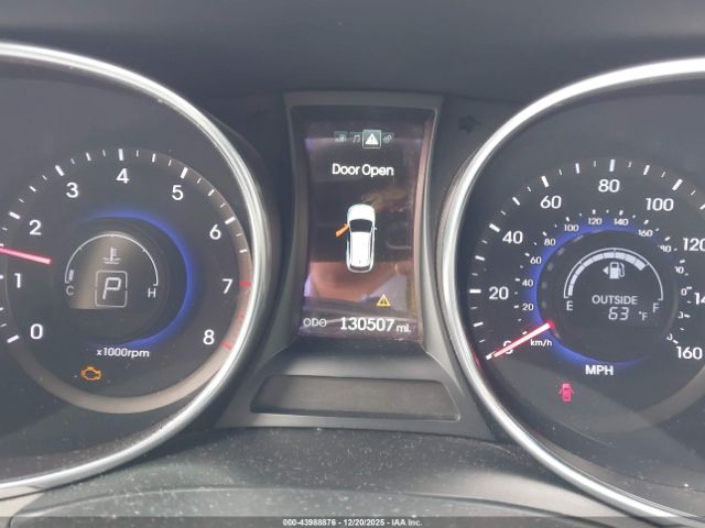 Hyundai SANTA FE Limited Image 9