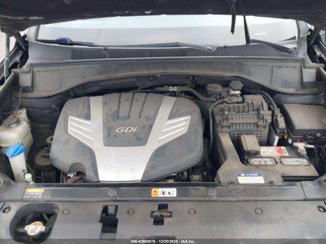 Hyundai SANTA FE Limited Image 2