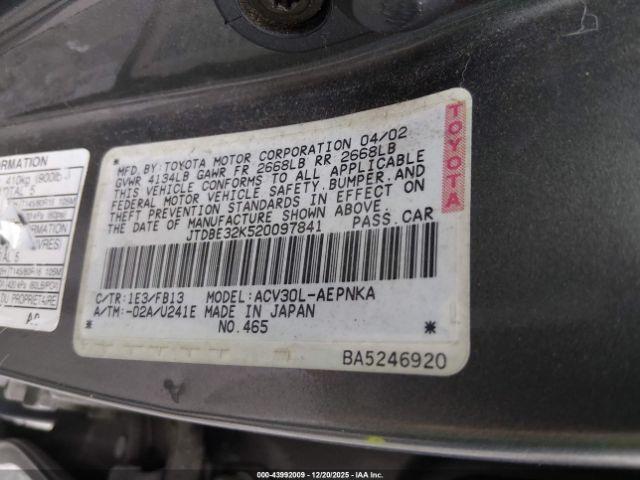 Toyota Camry Le Image 3