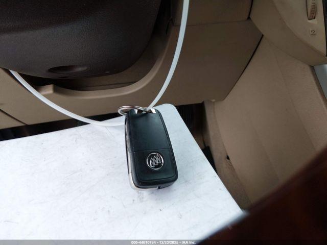 Buick LaCrosse Cxs Image 7