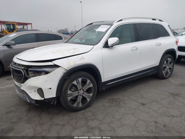 Mercedes-Benz EQB Image 17