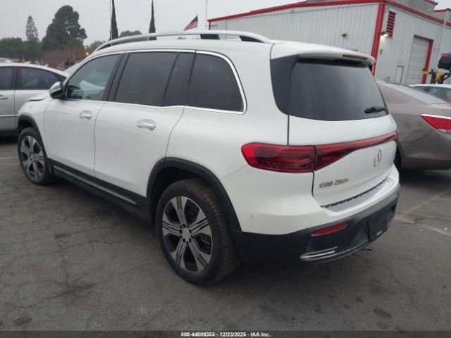 Mercedes-Benz EQB Image 7