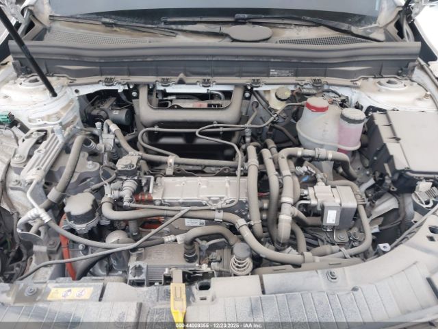 Mercedes-Benz EQB Image 9