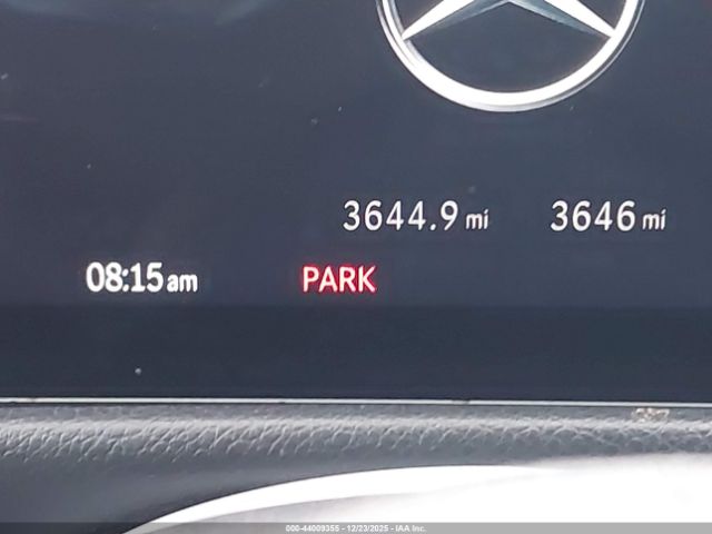 Mercedes-Benz EQB Image 8