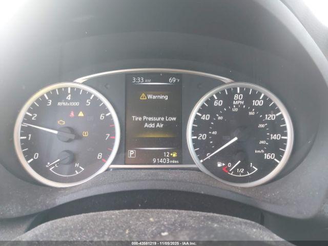 Nissan Sentra Image 11