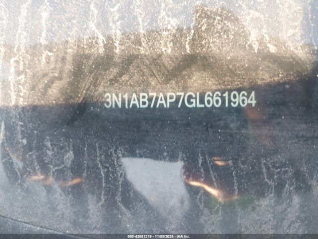 Nissan Sentra Image 10