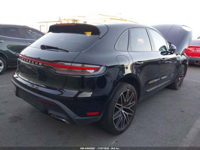 Porsche Macan T Image 9