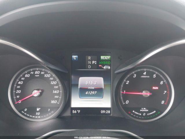 Mercedes-Benz C-Class Image 8