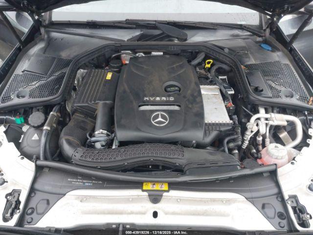 Mercedes-Benz C-Class Image 9