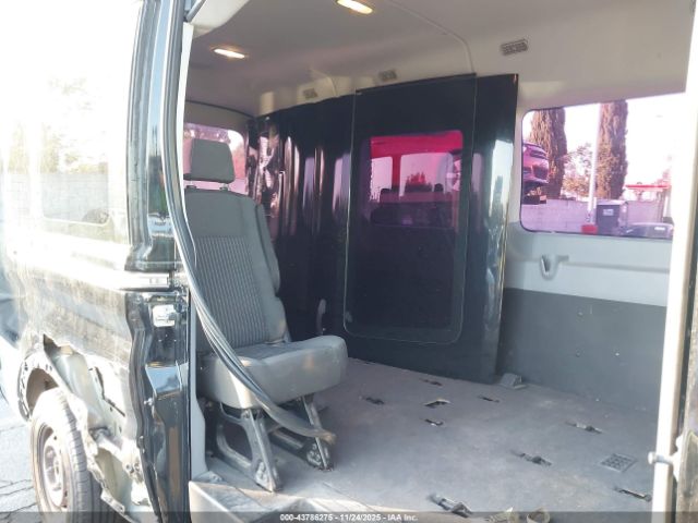 Ford Transit Xlt Image 10