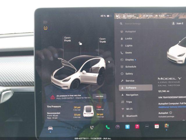 Tesla Model Y Long Range Dual Motor All-wheel Drive Image 16