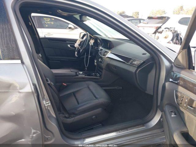 Mercedes-Benz E-Class Image 5