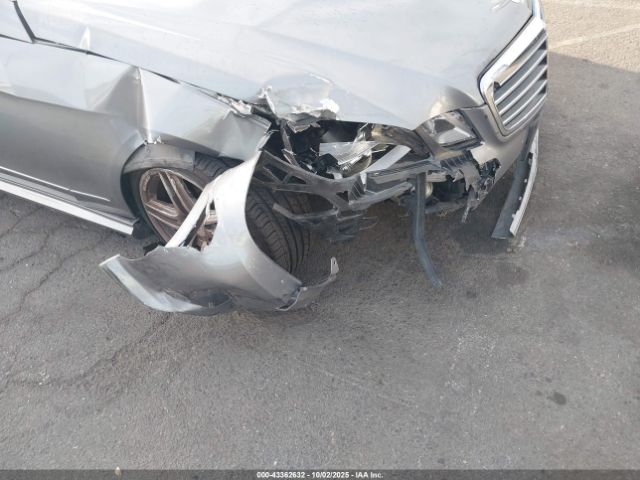 Mercedes-Benz E-Class Image 10