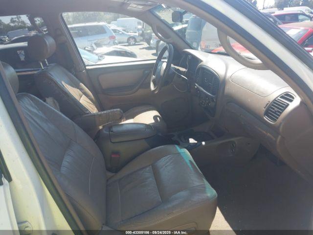 Toyota Sequoia Sr5 V8 Image 6