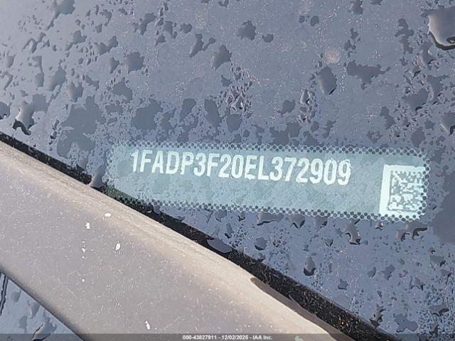 Ford Focus Se Image 6