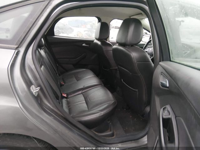 Ford Focus Se Image 11