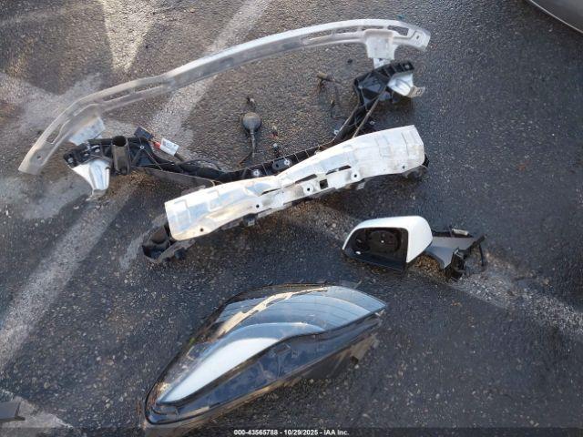 Tesla Model Y Performance Dual Motor All-wheel Drive Image 14