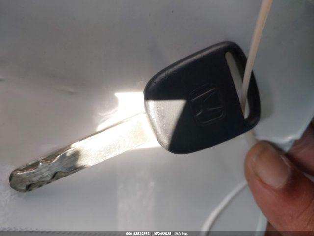 Honda CR-V Lx Image 9