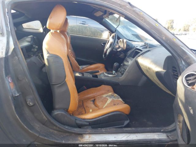 Nissan 350Z Touring Image 3