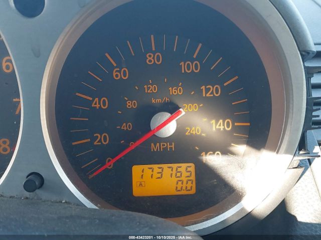 Nissan 350Z Touring Image 8