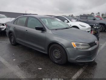 Salvage Volkswagen Jetta