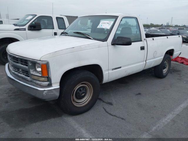 Chevrolet C2500 Fleetside Image 5