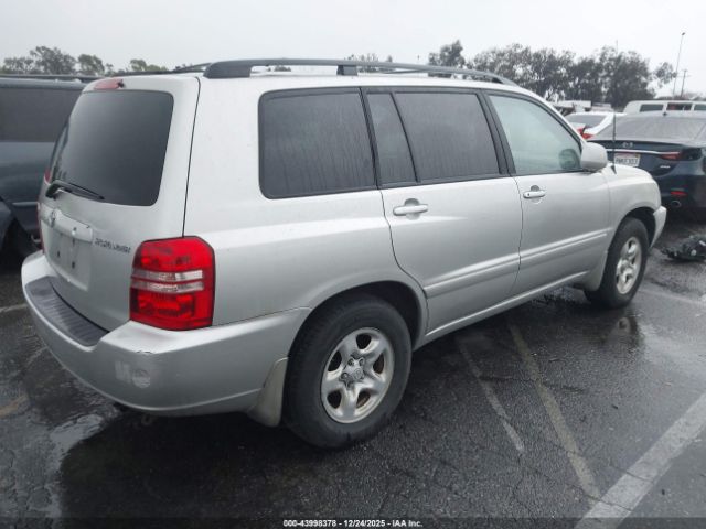 Toyota Highlander Image 4