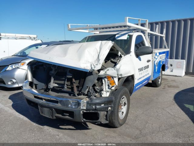 Chevrolet Silverado 2500 Work Truck Image 7