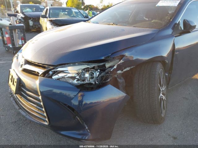 Toyota Camry Le Image 18