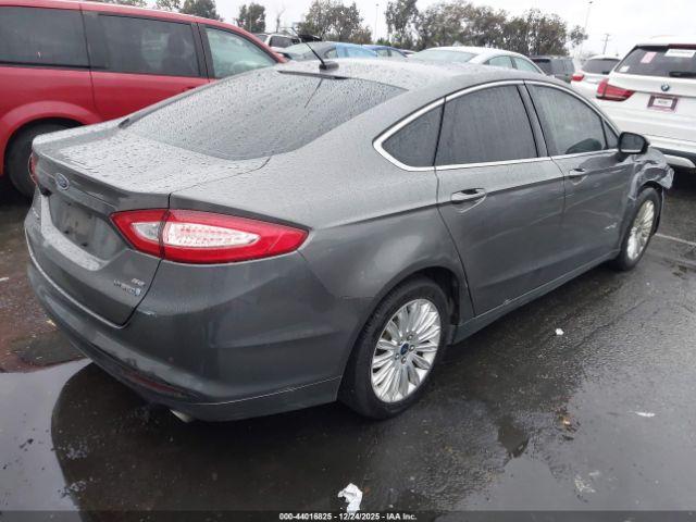Ford Fusion Se Image 8