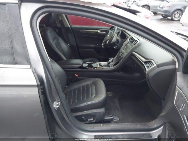 Ford Fusion Se Image 11