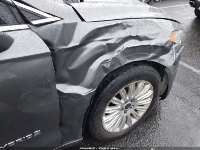 Ford Fusion Se Image 2