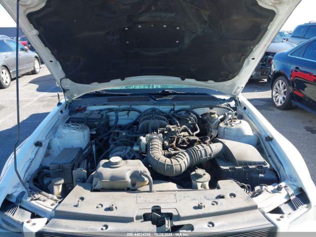 Ford Mustang Image 5