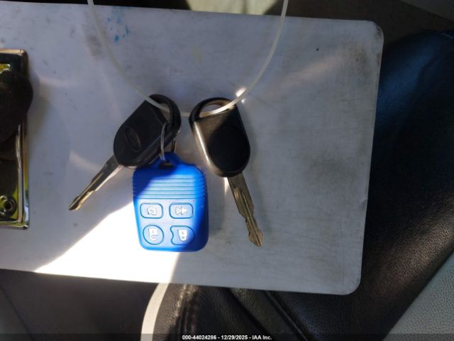 Ford Mustang Image 8