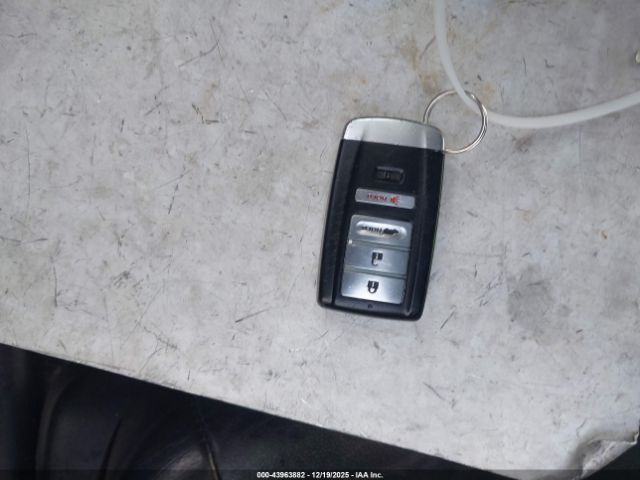 Acura MDX Standard Image 2