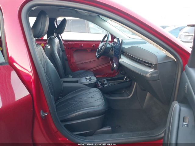 Ford Mustang Select Image 2