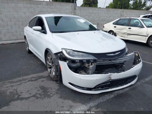  Salvage Chrysler 200
