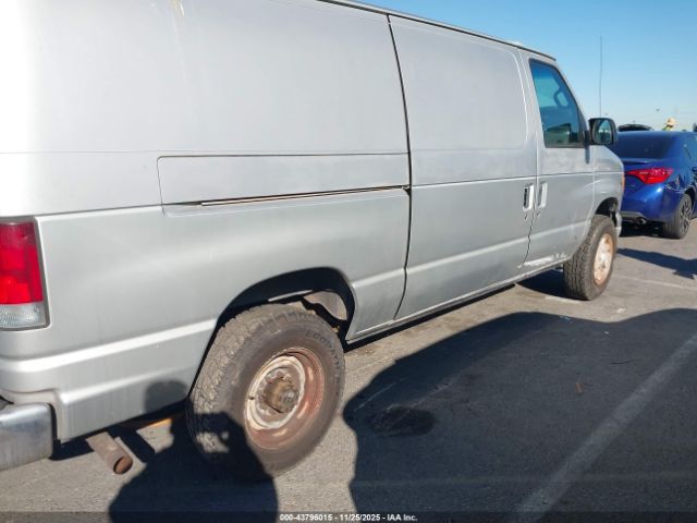 Ford E-350 Image 5