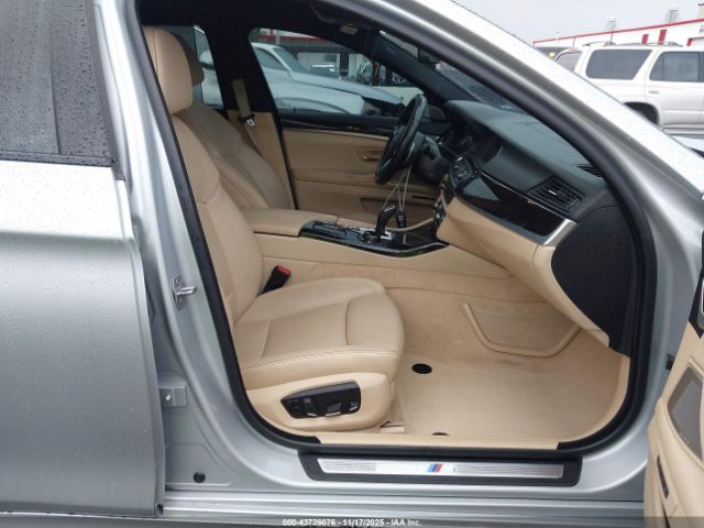 BMW 5 Series Image 8