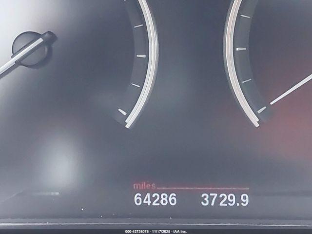 BMW 5 Series Image 5